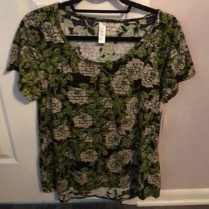 LuLaRoe Classic T size Medium